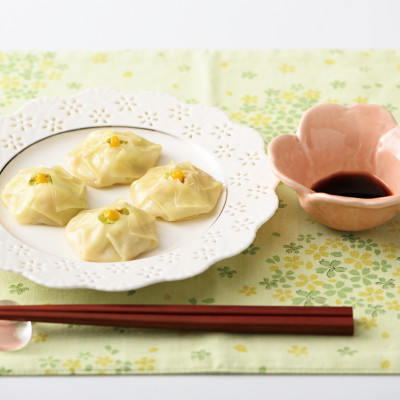 餃子の皮でつつむ！お花形無限キャベツ