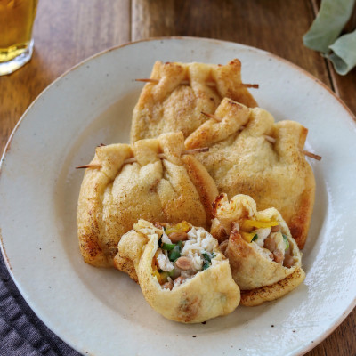 ささみ納豆チーズの油揚げ巾着