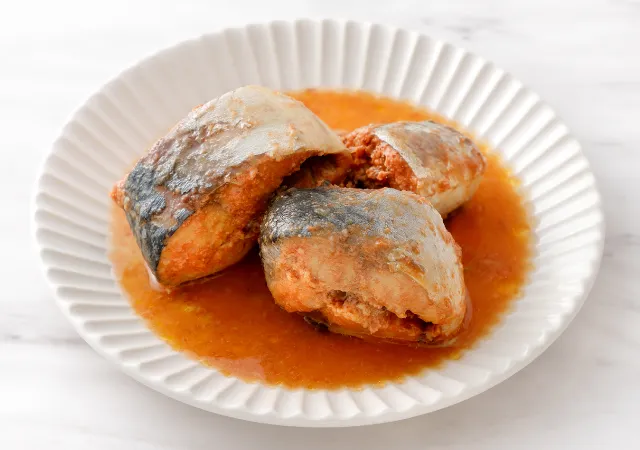 サバ トマト＆レモン味の商品イメージ